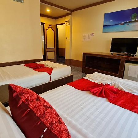 Vech Guesthouse Patong Eksteriør billede