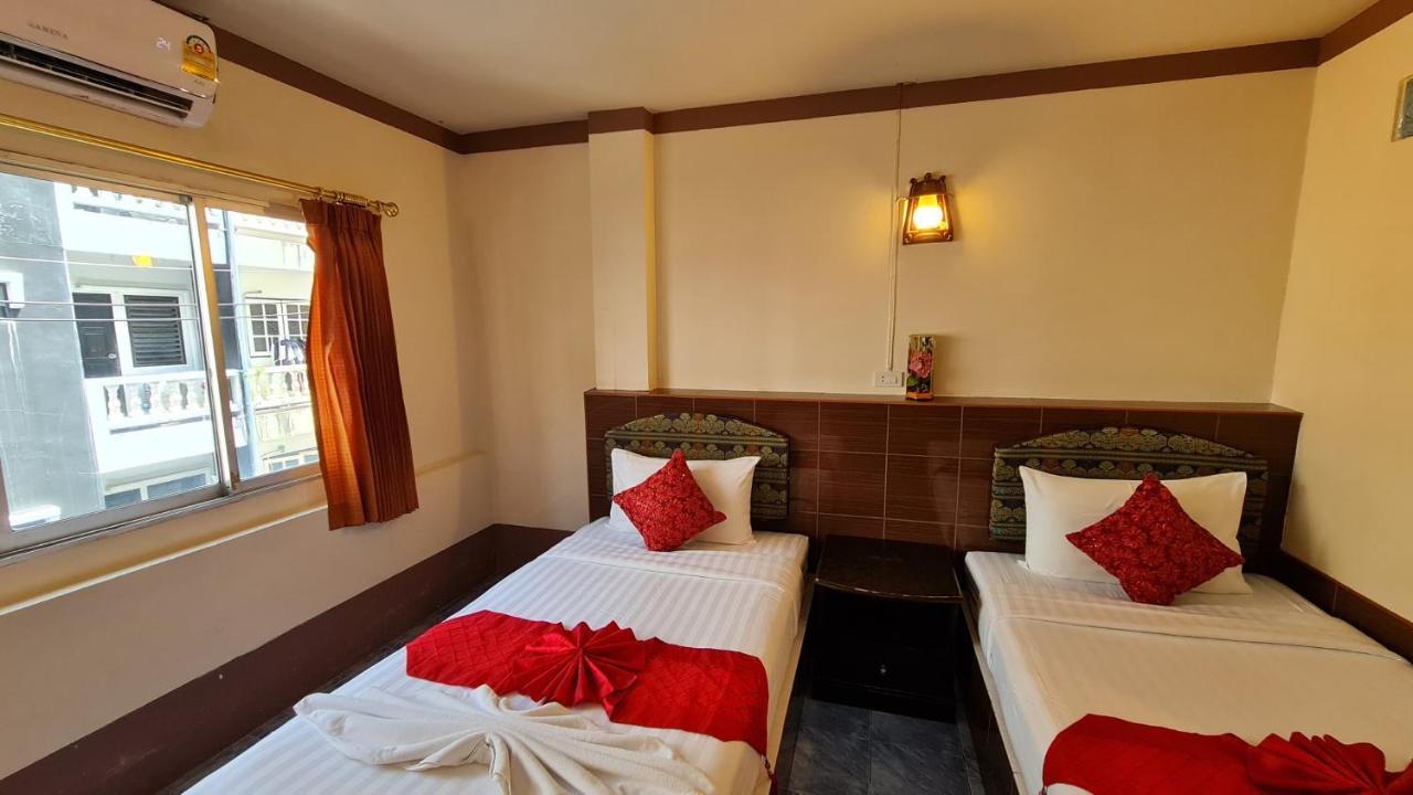 Vech Guesthouse Patong Eksteriør billede